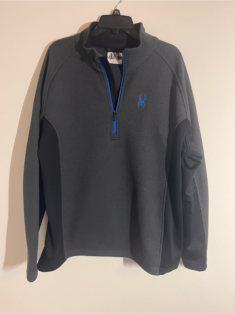 Spyder Men's Charcoal Gray Half-Zip Sweater with Blue Accent